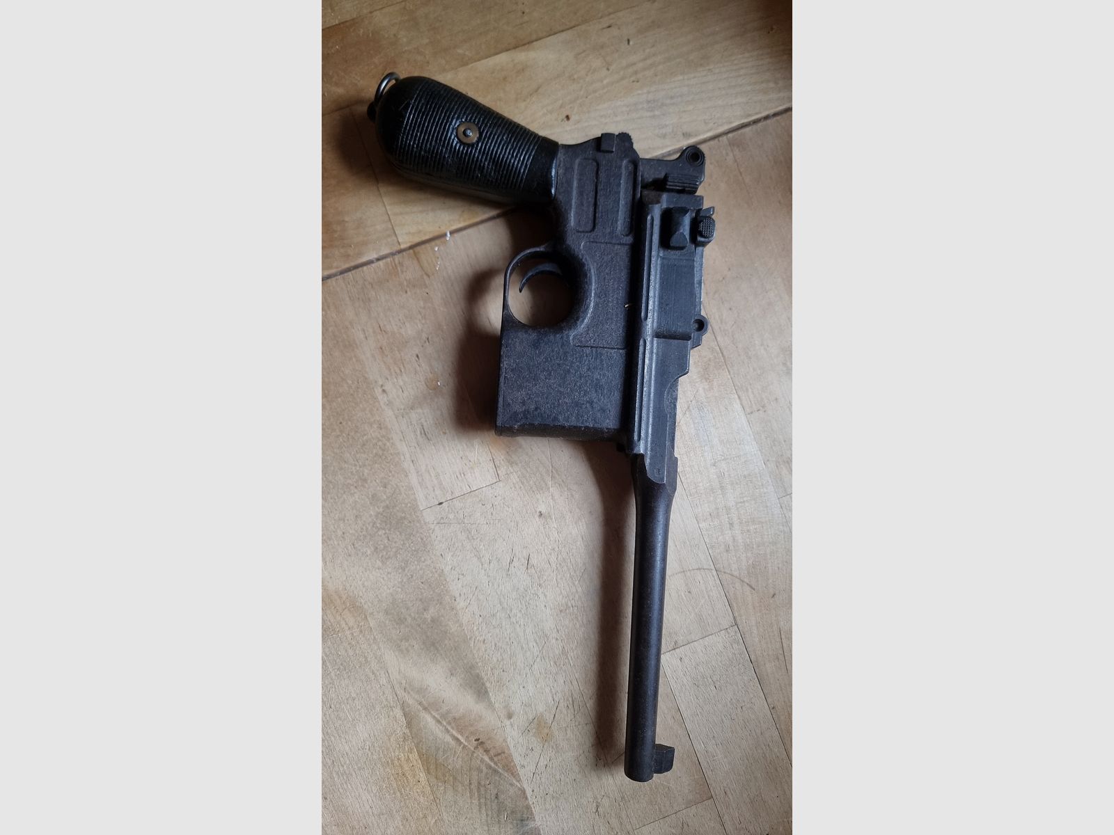 Mauser C96, Broomhandle, Mechanika trochę się zacina (potrzebna wiedza)