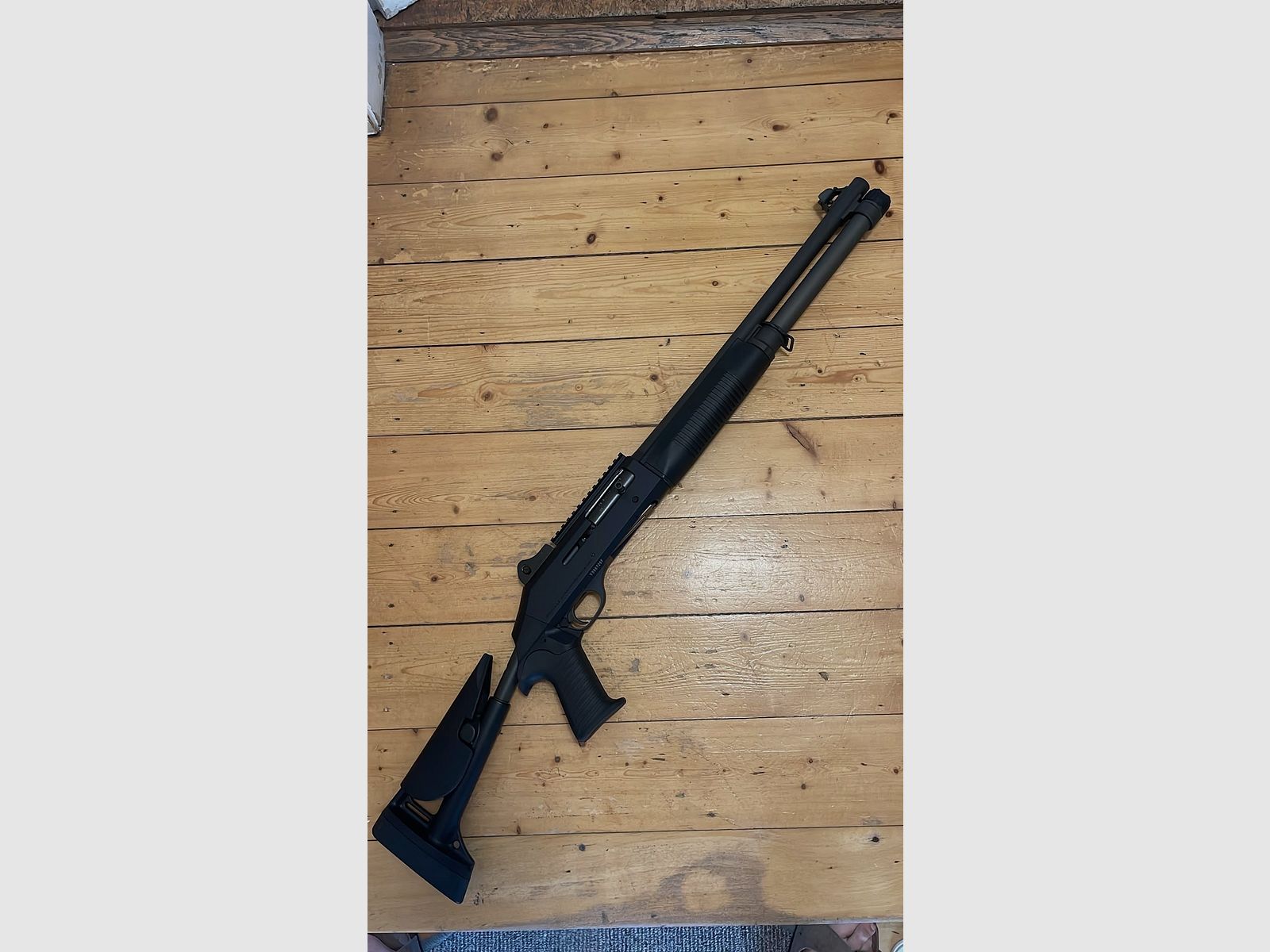Benelli M4 Super 90 Culata telescópica