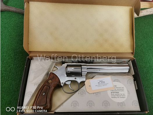 Taurus 669
