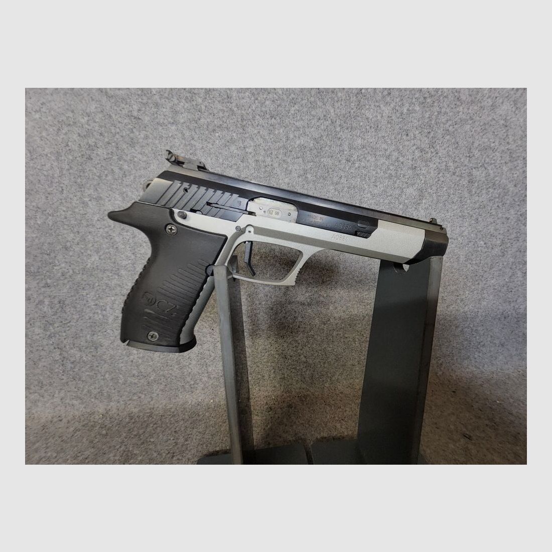 CZ- 122