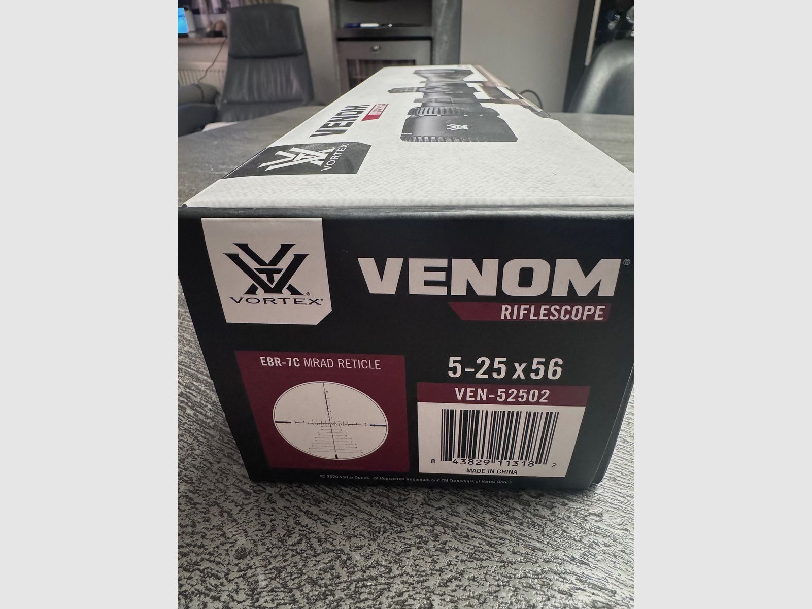 Vortex Venom 5-25x56 FFP EBR-7C MRAD mit Montage