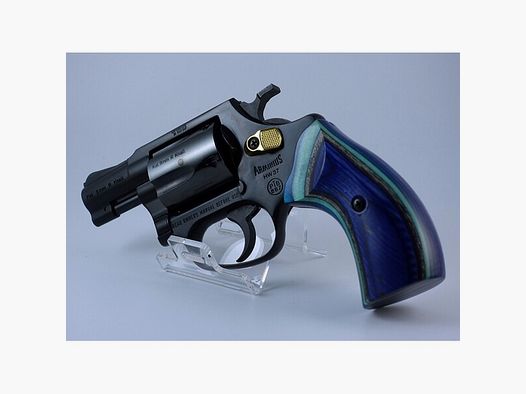 Weihrauch HW 37 WADIE-Edition mit Schichtholzgriffschalen (blau) und vergoldetem Schieber