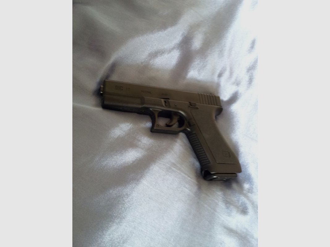 Softairsammlung - HK MP5K, Glock 17, HK P8, MK23, Desert Eagle mit Zubehör
