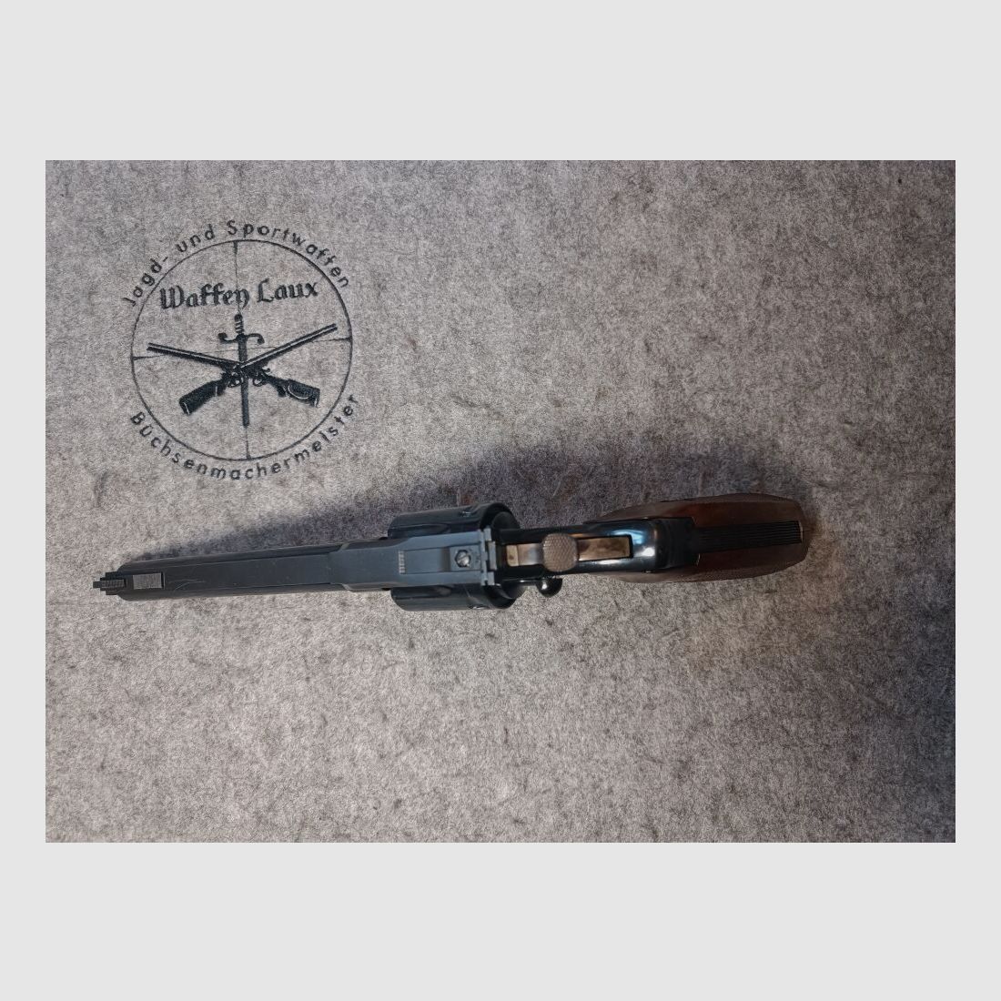 Revolver Colt Trooper Mark III blu + impugnature in legno