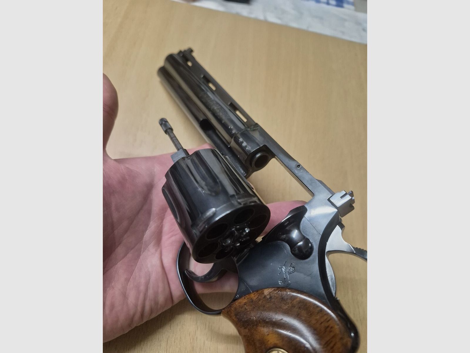 Colt Python, Bild 3 von 4