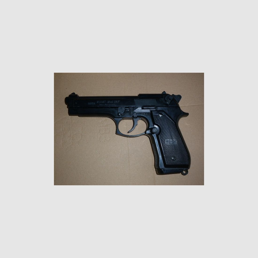 Gas-Signal und Schreckschusspistole Reck Miami 92F im Kaliber 9mm P.A.K. Aus Privatsammlung.