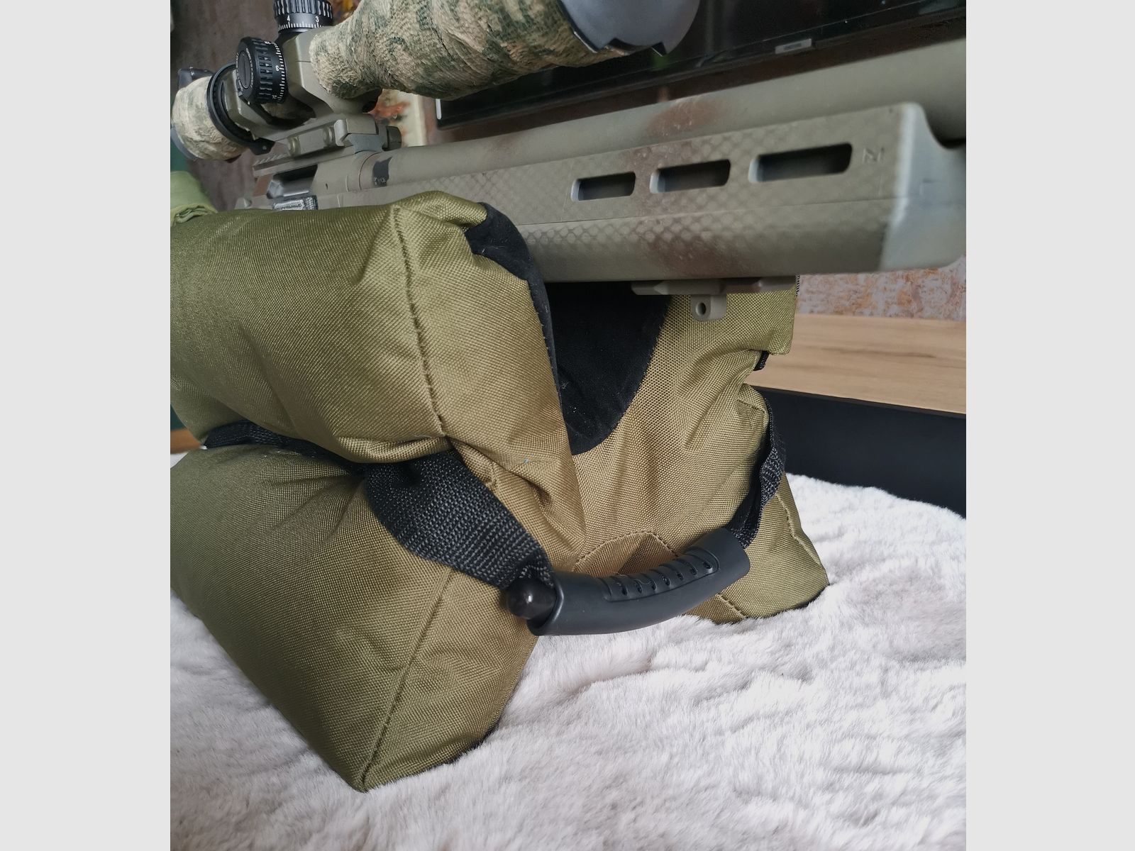XXL Gewehrauflage oliv Einschießhilfe Schießkissen Schießauflage Waffenauflage Einschießbock Bench R