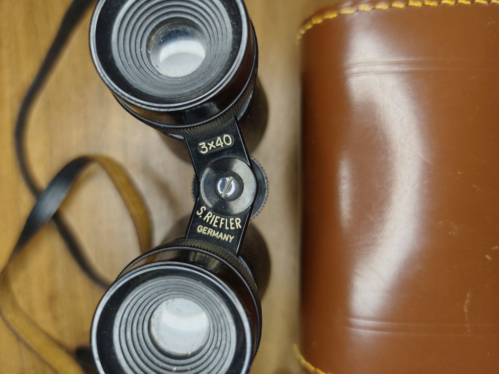 Binocolo da campo S. RIEFLER Germania 3 x 40 / anni '60
