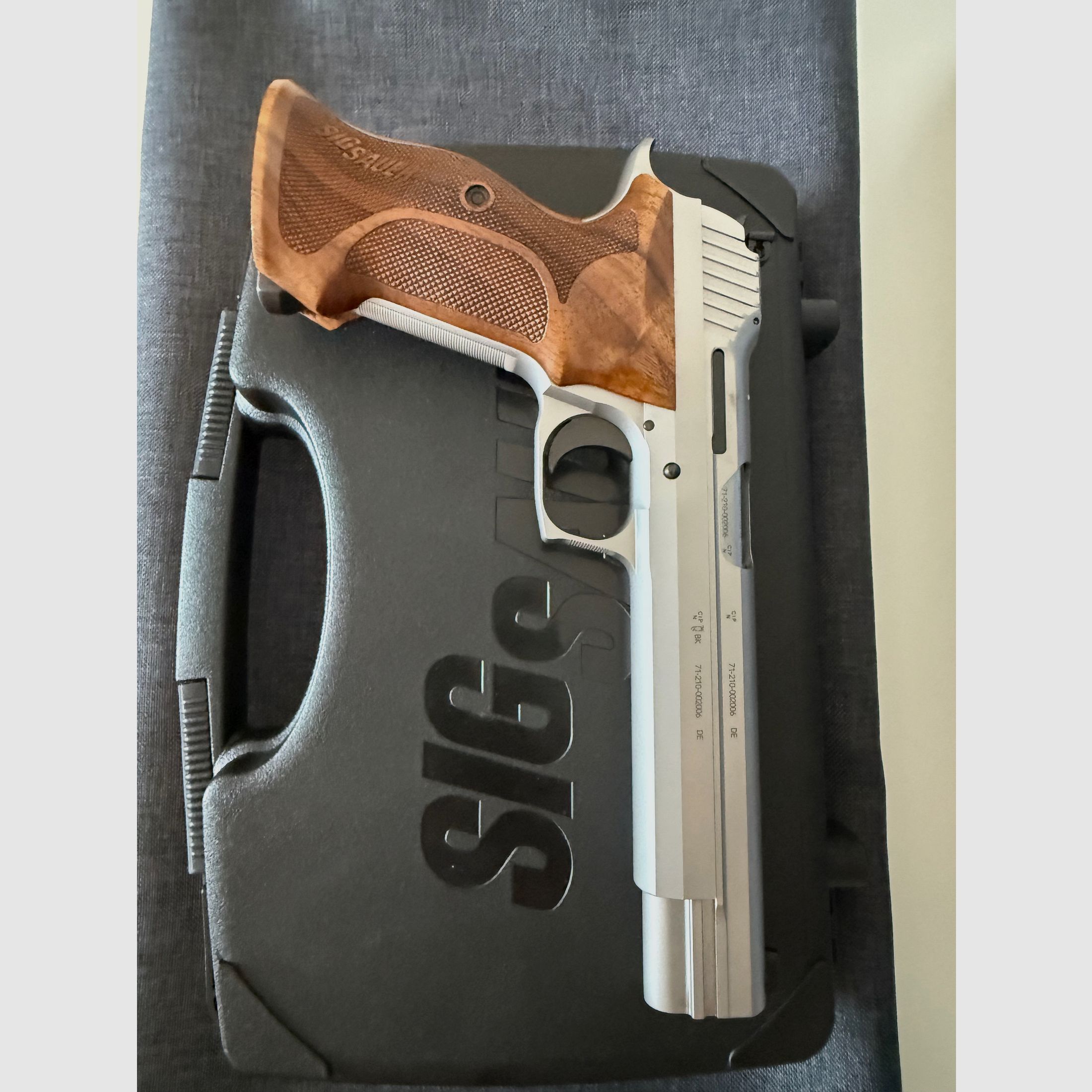 Sig Sauer P210 Super Target 6 Zoll Silber 9mm Luger