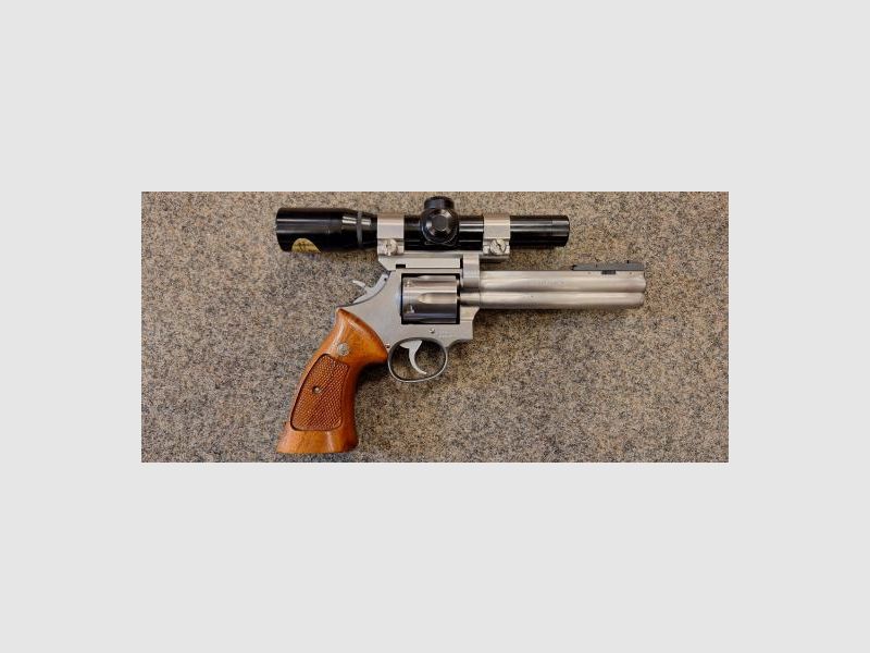 Smith & Wesson 686 Revolver Cal. .357Mag