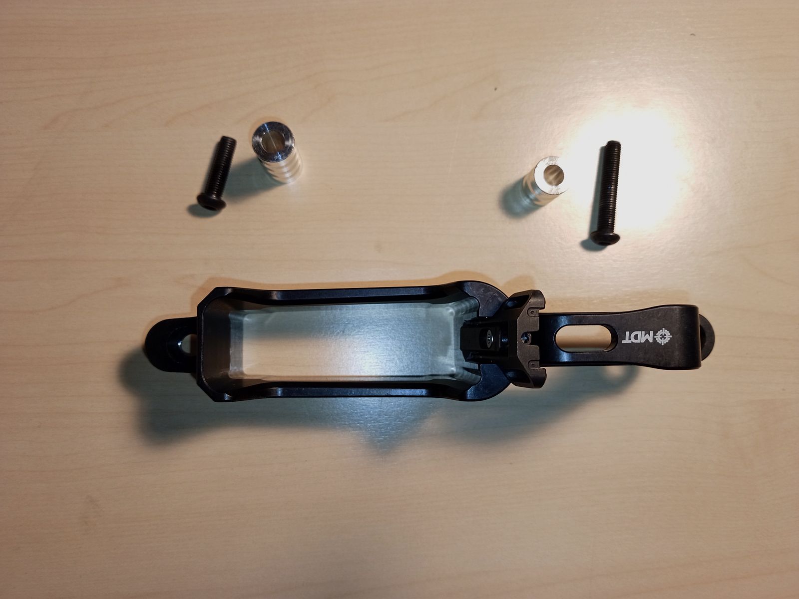 Trigger guard MDT "Precision Bottom Metal" for AICS magazines Short Action