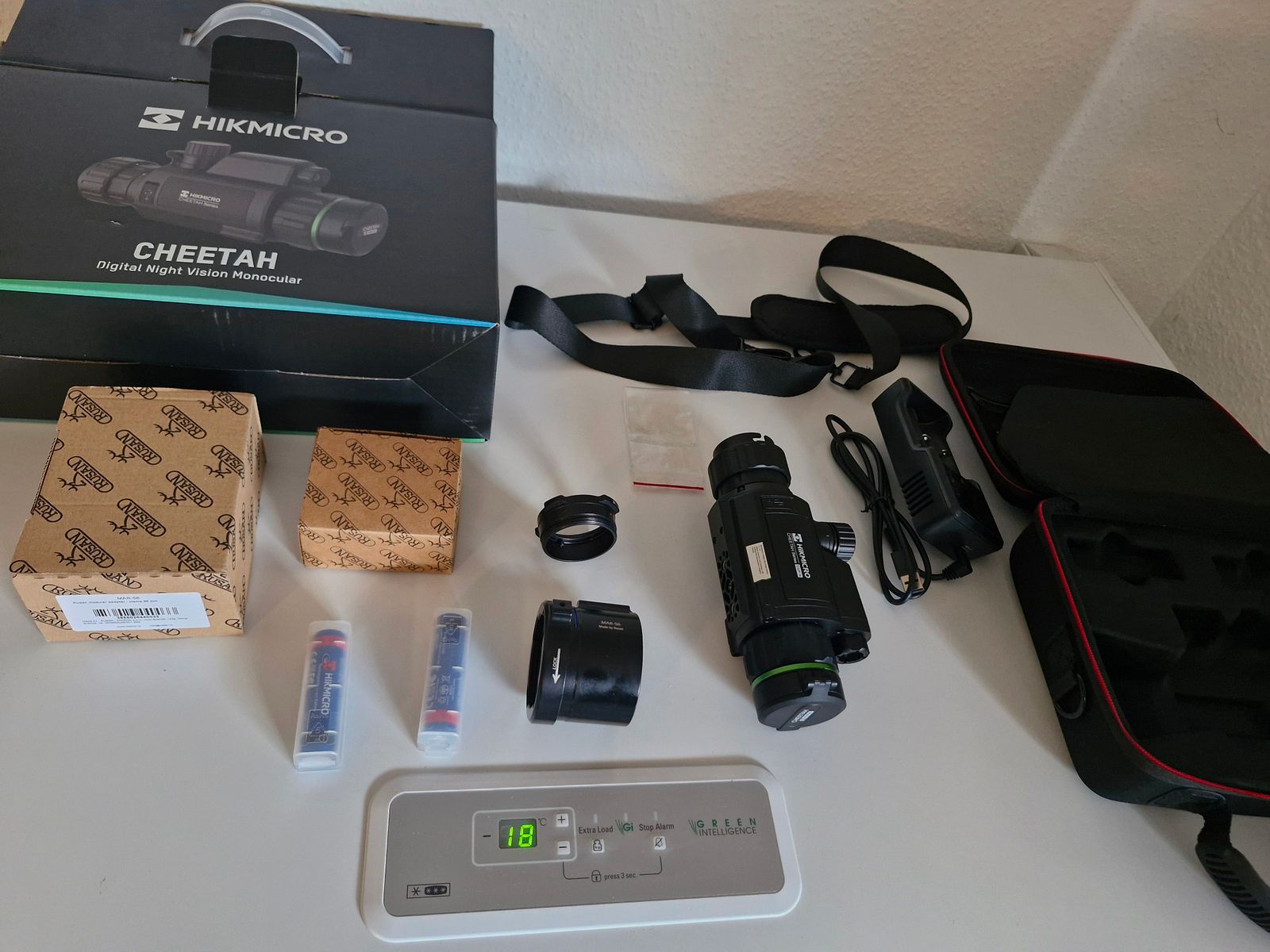 Neuwertiges Hikmicro Cheetah 940nm mit passendem Rusan MCR Konnektor und MAR Klemmadapter 56mm