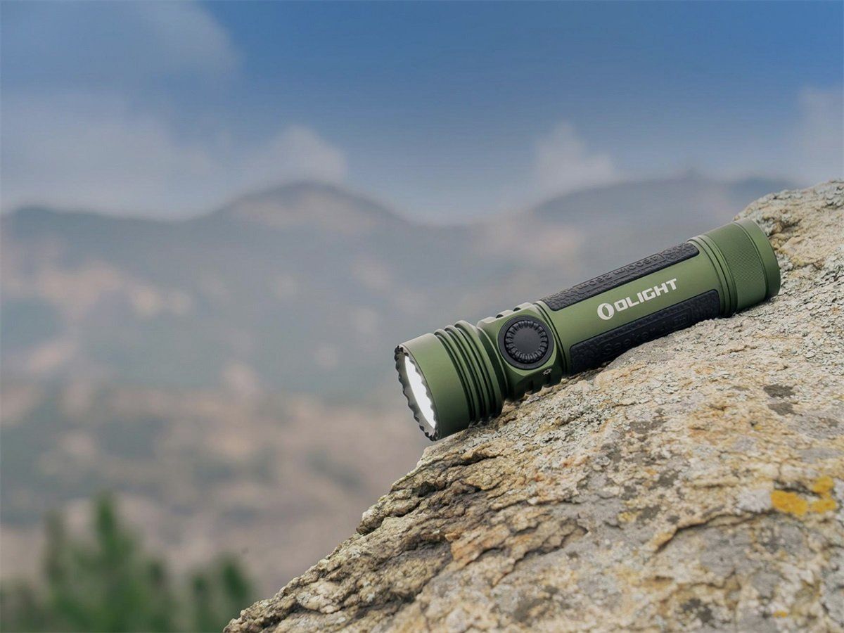 Olight Seeker 4 Pro OD Green, image 8 sur 9