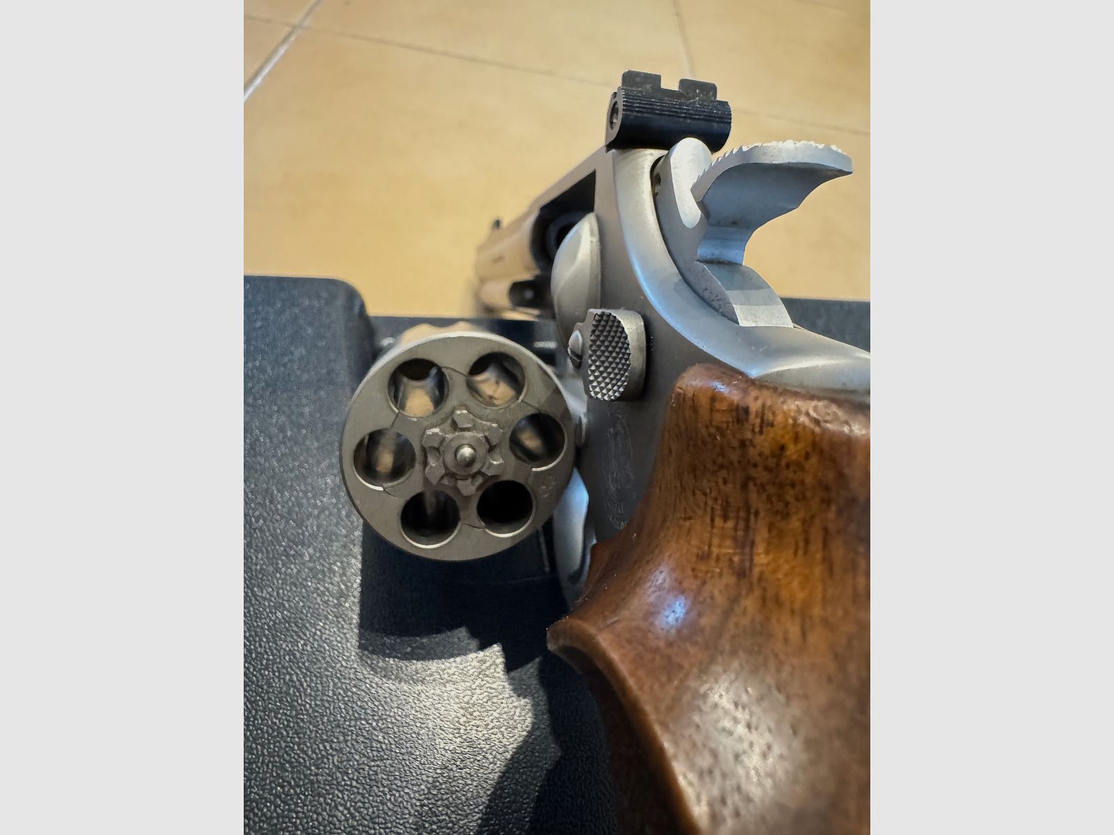 Smith&Wesson 686 Target Champion inkl. Nill Griff