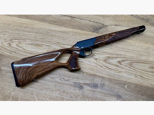 Blaser R8 Success crosse avec boîtier/système // Classe de bois 4 // Crosse à trou