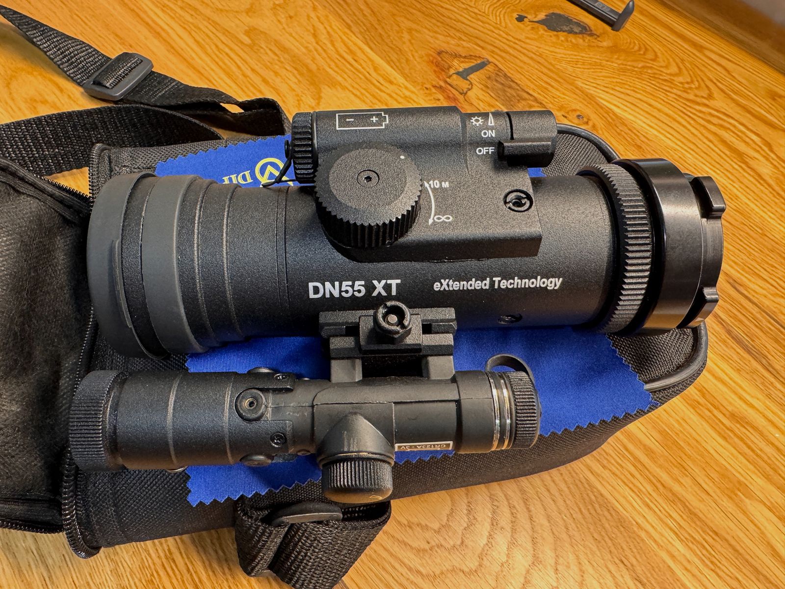 Night vision attachment DIPOL DN55 XT