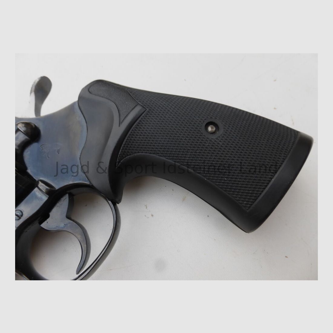 Colt Python LL: 6"/152mm