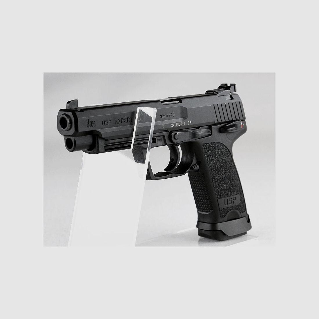 Heckler & Koch USP Expert 9 mm Luger, brüniert