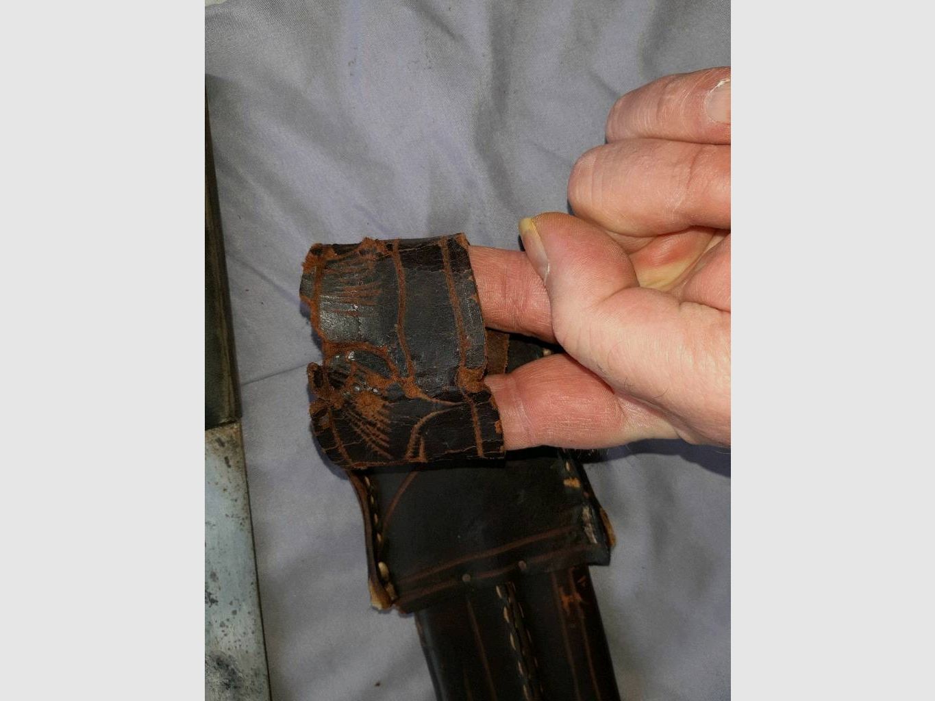 SCHEUNENFUND, eine über 40 Jahre alte MACHETE mit Hersteller Gravur 