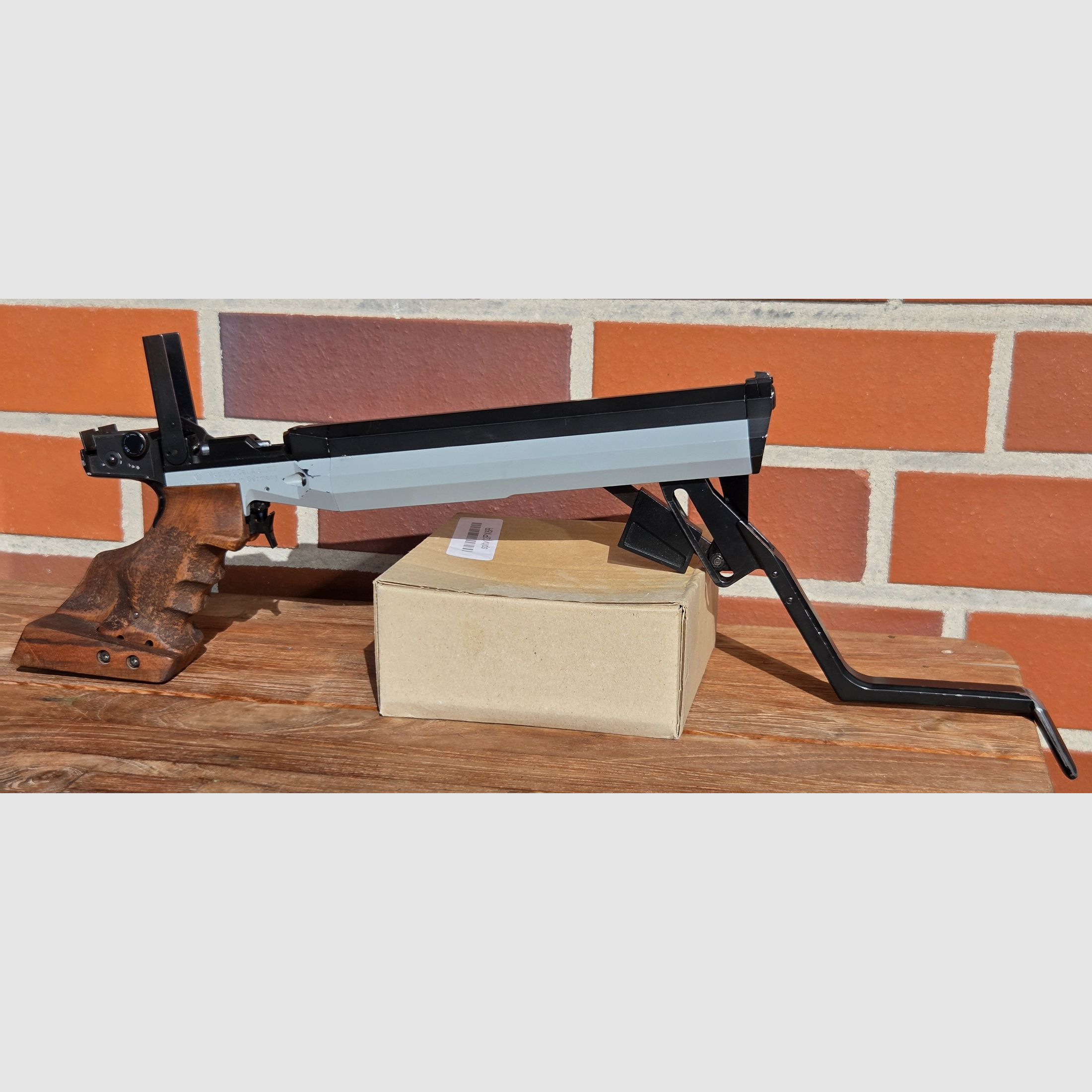 Feinwerkbau LP 100 met Morini grip, afbeelding 6 van 16