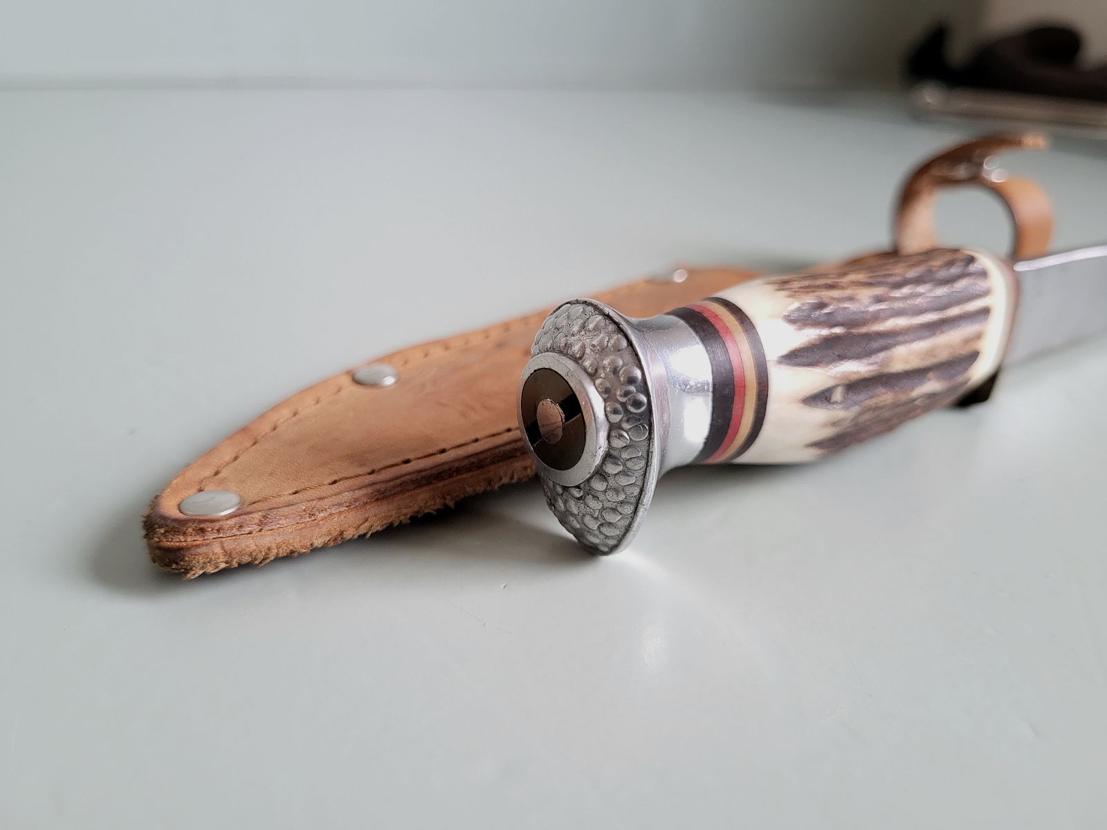 Coltelli da caccia vintage - Solingen - Corno di cervo - Pomolo a forma di uccello - Germania occidentale