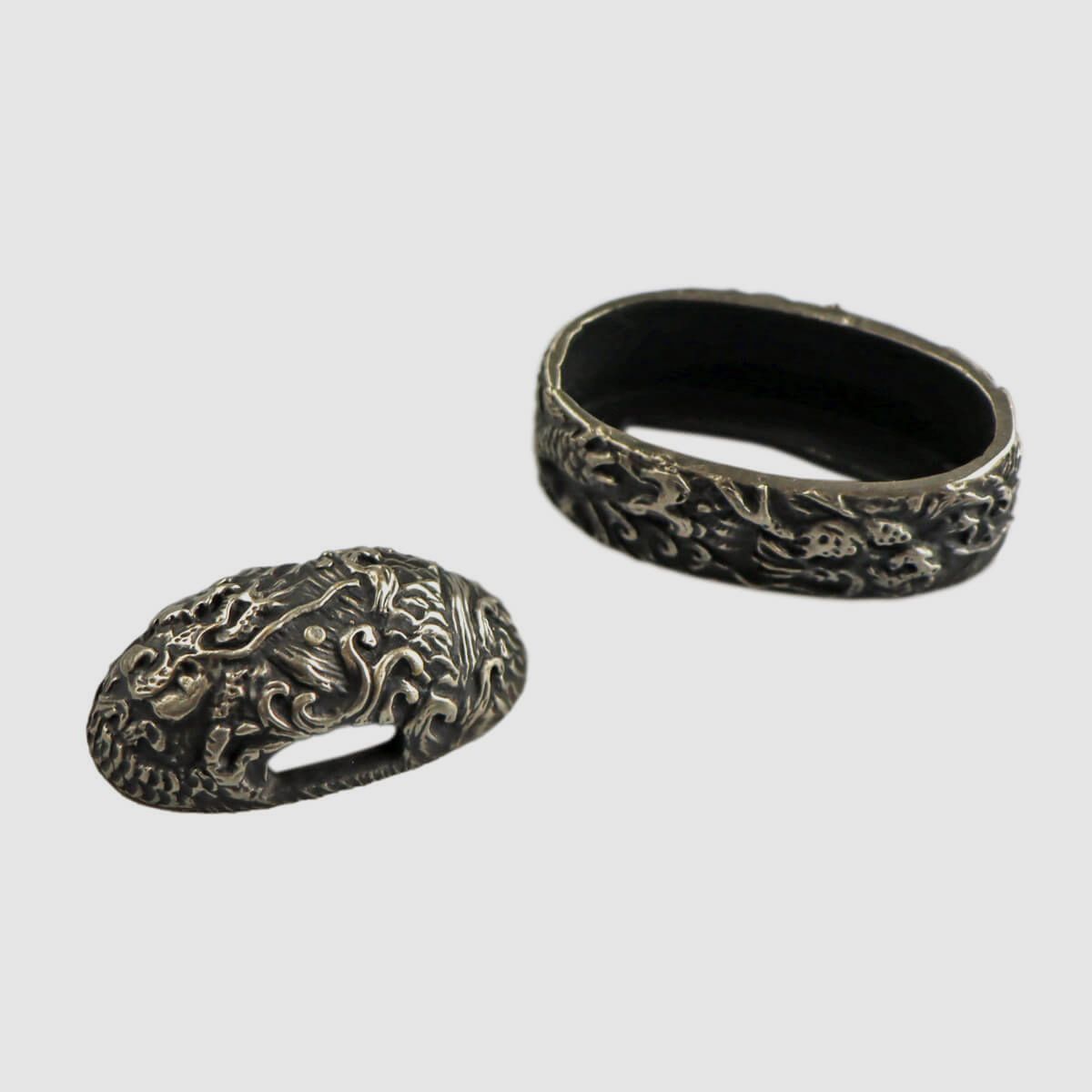 Ensemble Fuchigashira Ryu Dragon Japon Fuchi et Kashira pour Katana