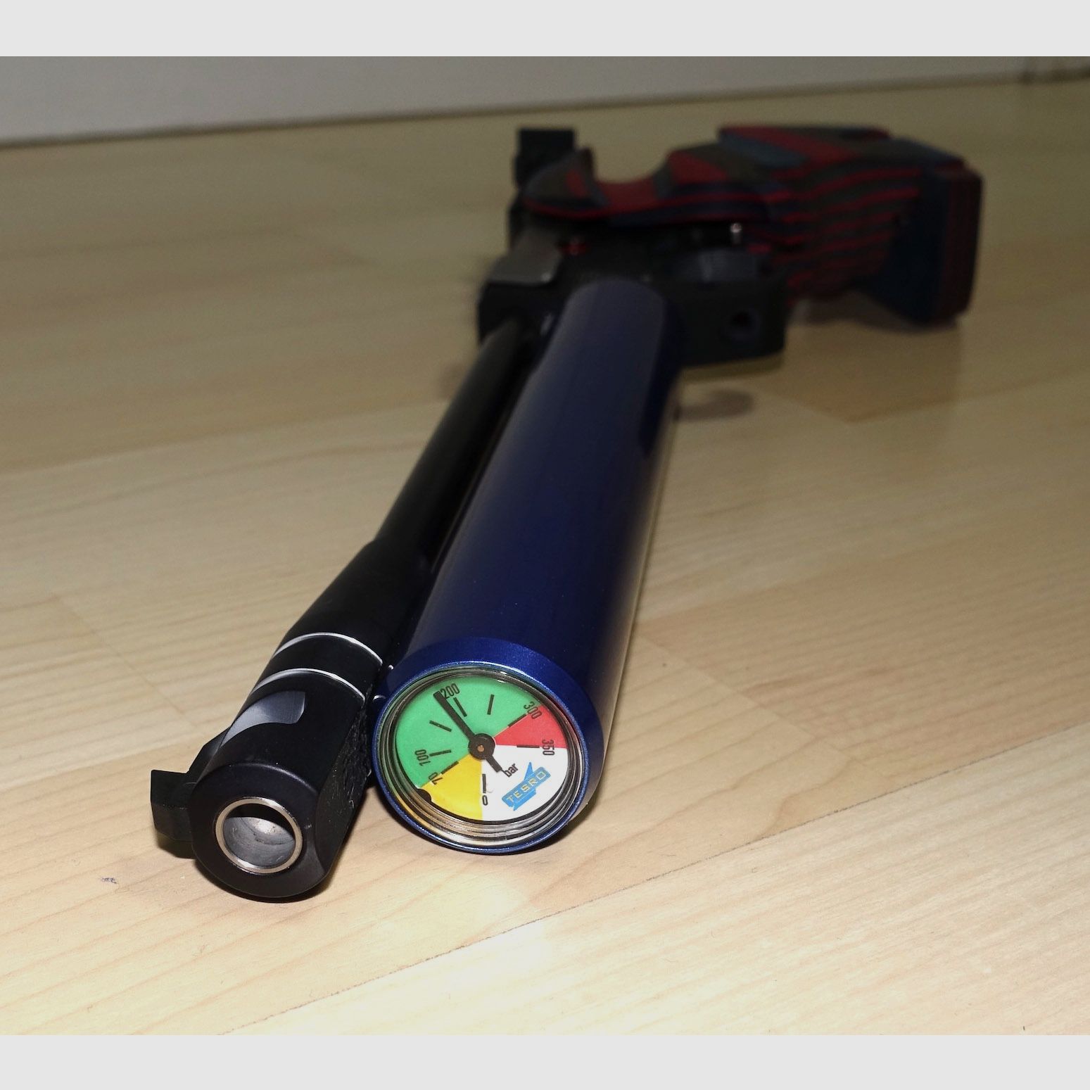 Tesro Pressluft Matchpistole PA10 / Top Zustand mit Zubehör