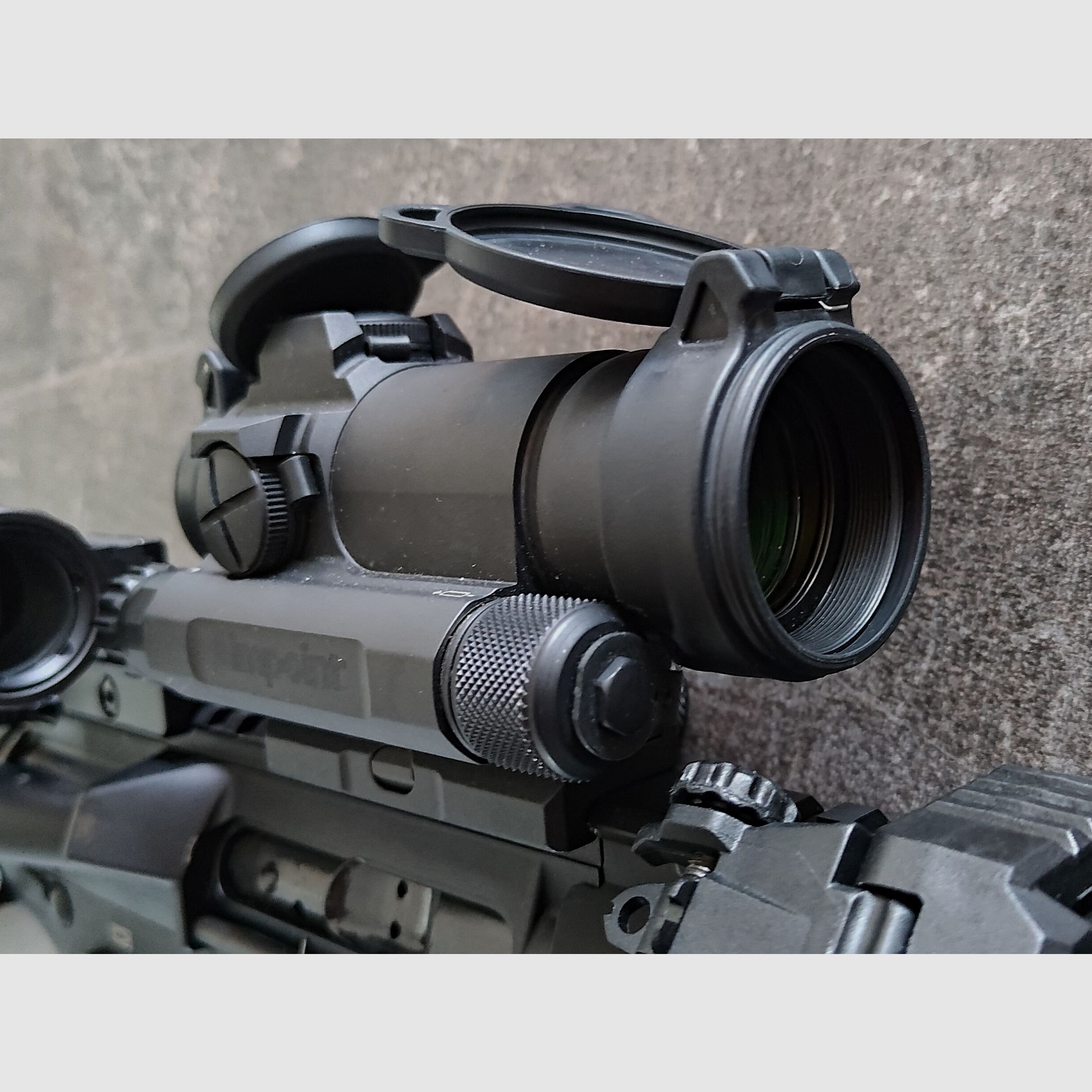 <Aimpoint CompM4S