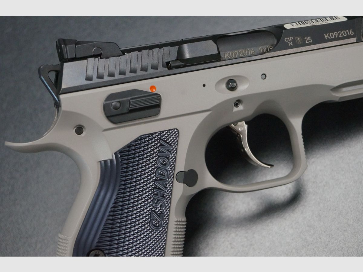 CZ Shadow 2 Urban Grey, image 3 sur 6