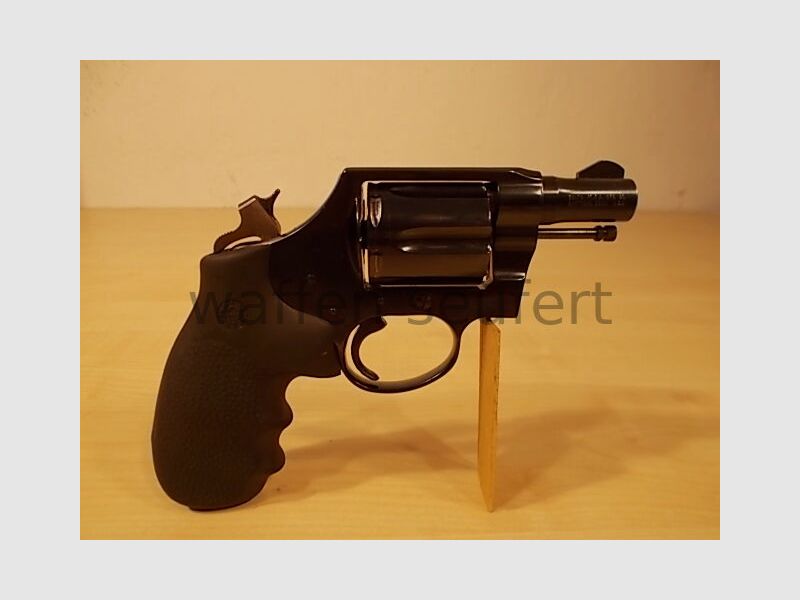 Colt Detective 2" snub nose Hogue rubber grip