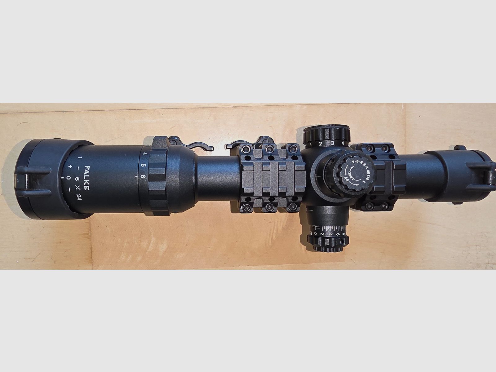 Drive hunting scope/ riflescope/ LPVO Falke 1-6x24, with illuminated reticle, MIL-Dot, including quick-release mount