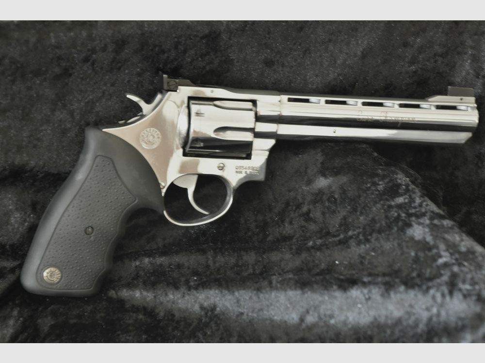 Taurus CUS-689