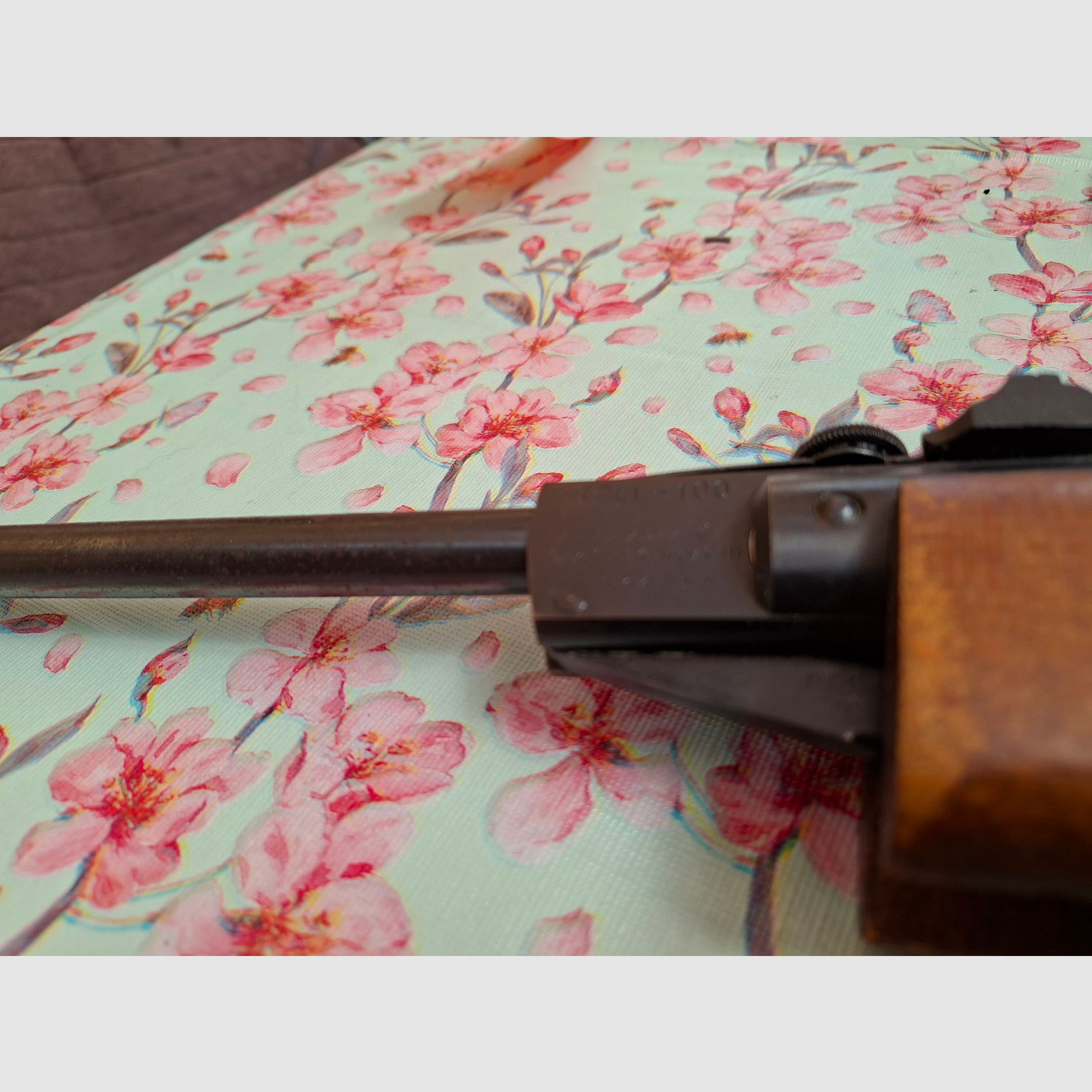 Carabina de aire TELL- 100 Cal.4.5mm
