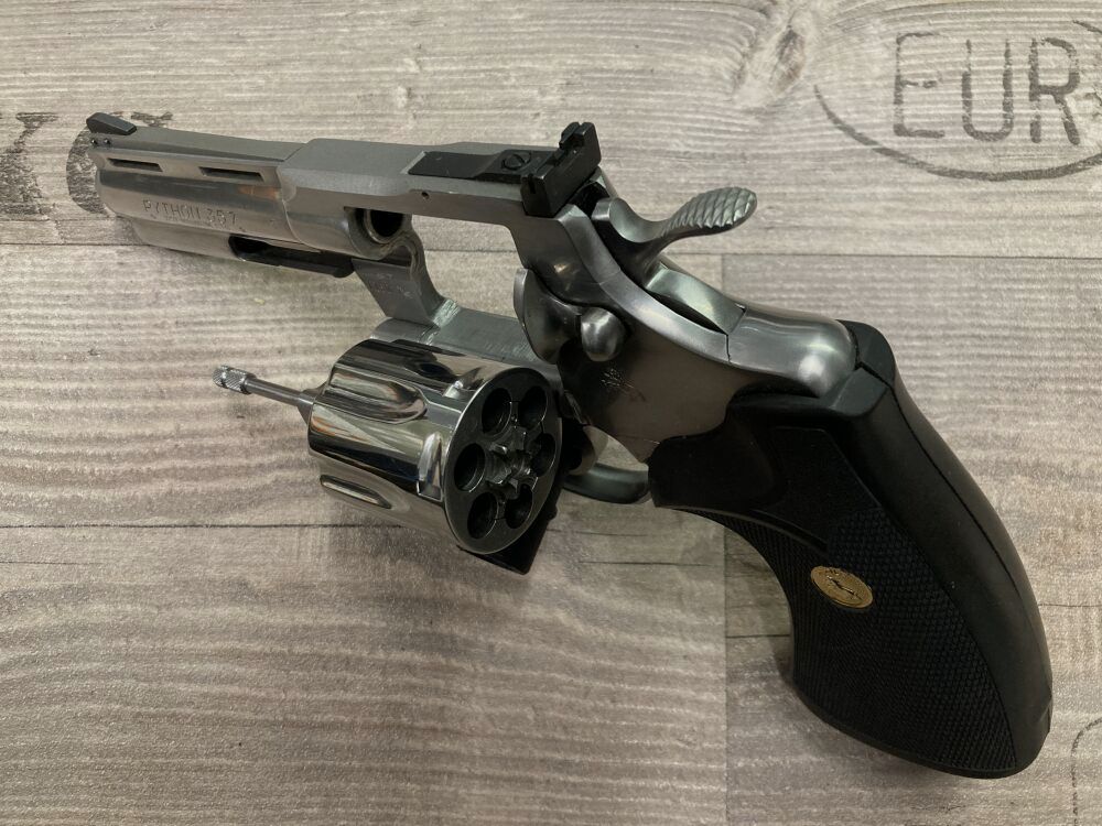 Colt Python, afbeelding 5 van 5