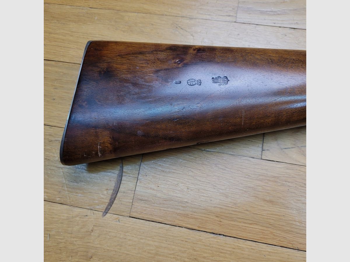 Prächtiges Infanteriegewehr Mauser 1871/84 – Vollständig einheitliche Seriennummer – Preußisches Arsenal Spandau – Prestigierte Zuteilung an die 1. Jäger zu Fuß der Garde – Neuer Lauf – Museumszustand, Bild 3 von 35