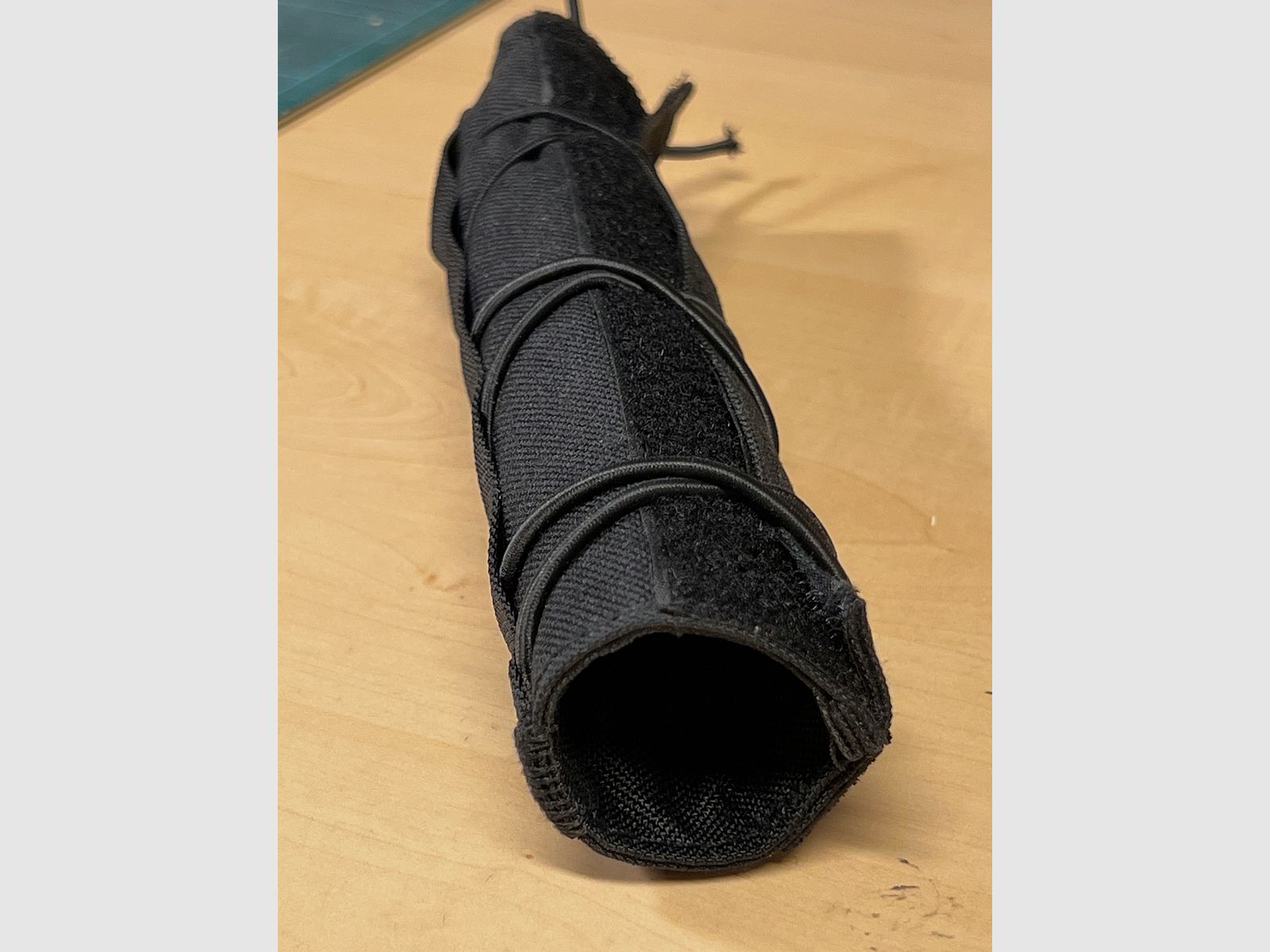 Silencer cover in black