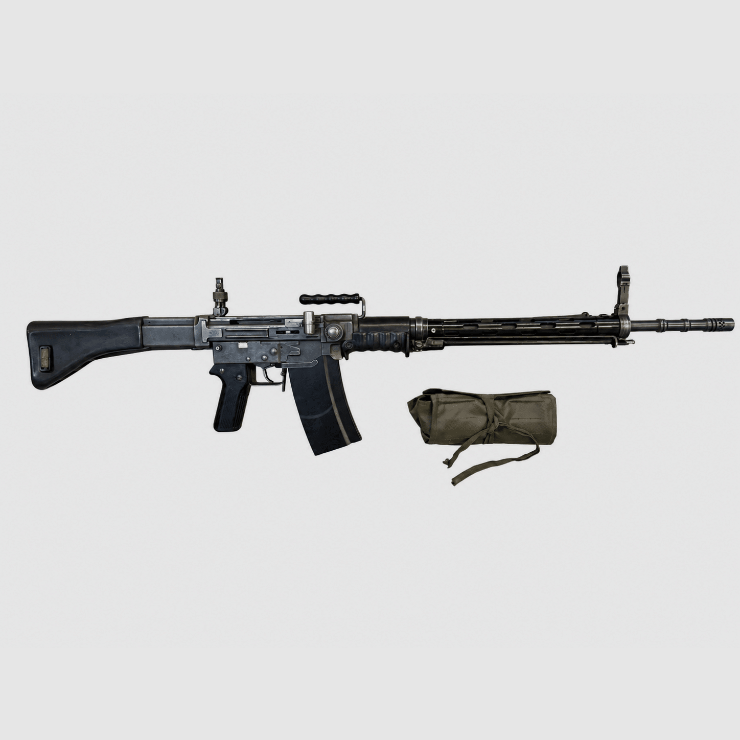 SIG Sturmgewehr Stgw. 57 – GP11 – mit Putzzeug komplett – Occasion, Bild 1 von 2