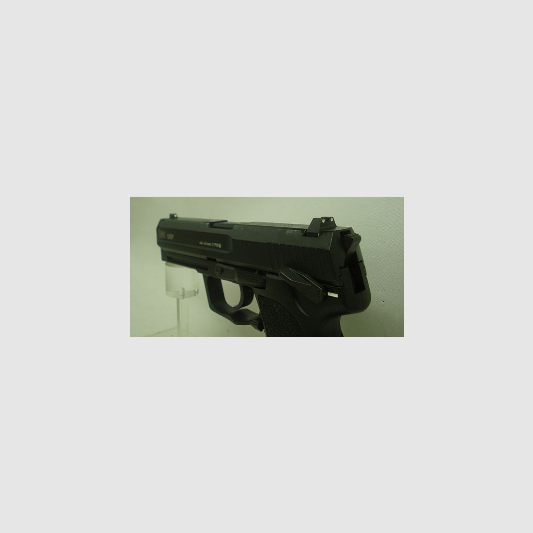 USP Kal.4,50 mm Stahl-BB - 18Schuss, 2,0 J, Blowback