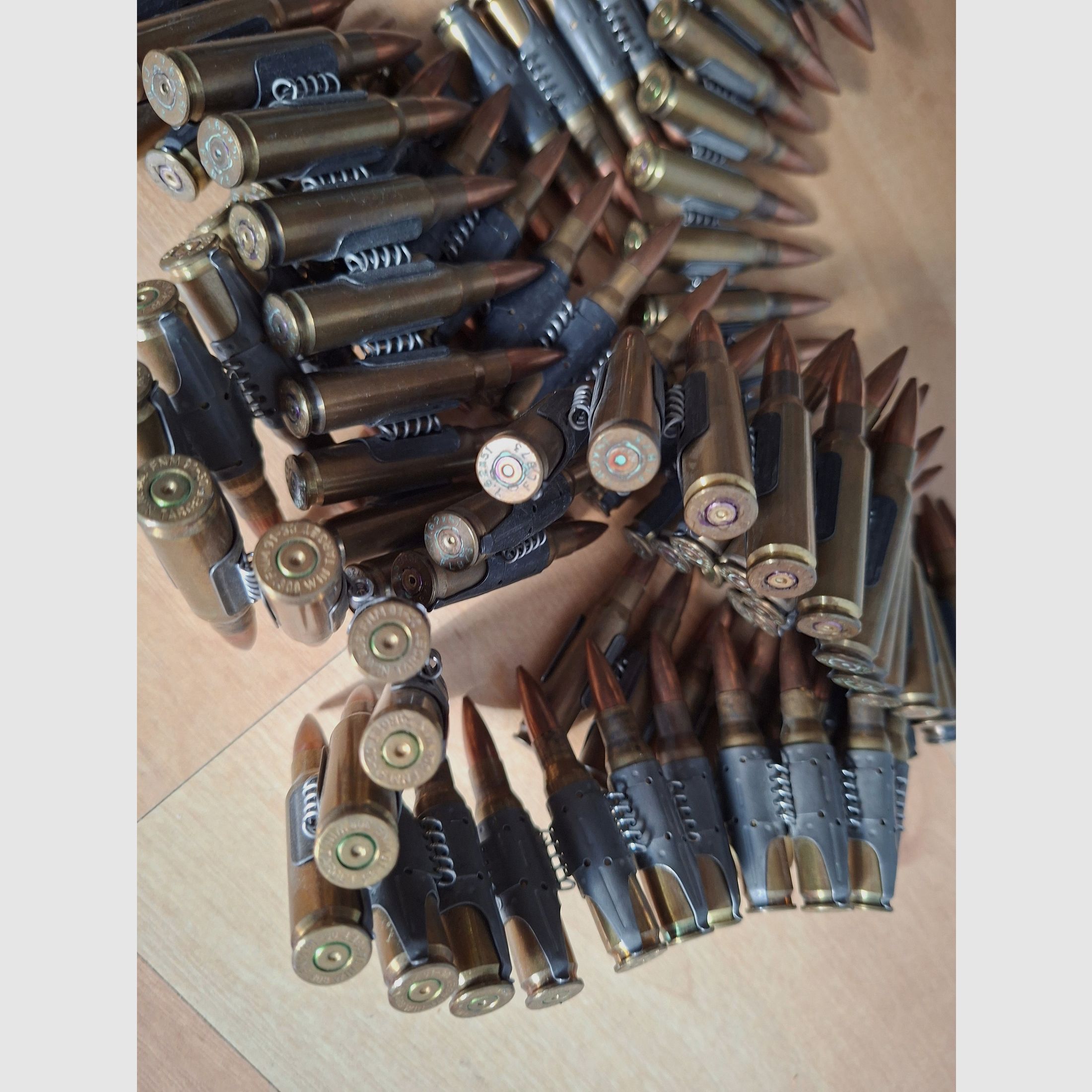 MG 3: 7,62 x 51 mm NATO decoratieve riem met 100 decoratieve patronen