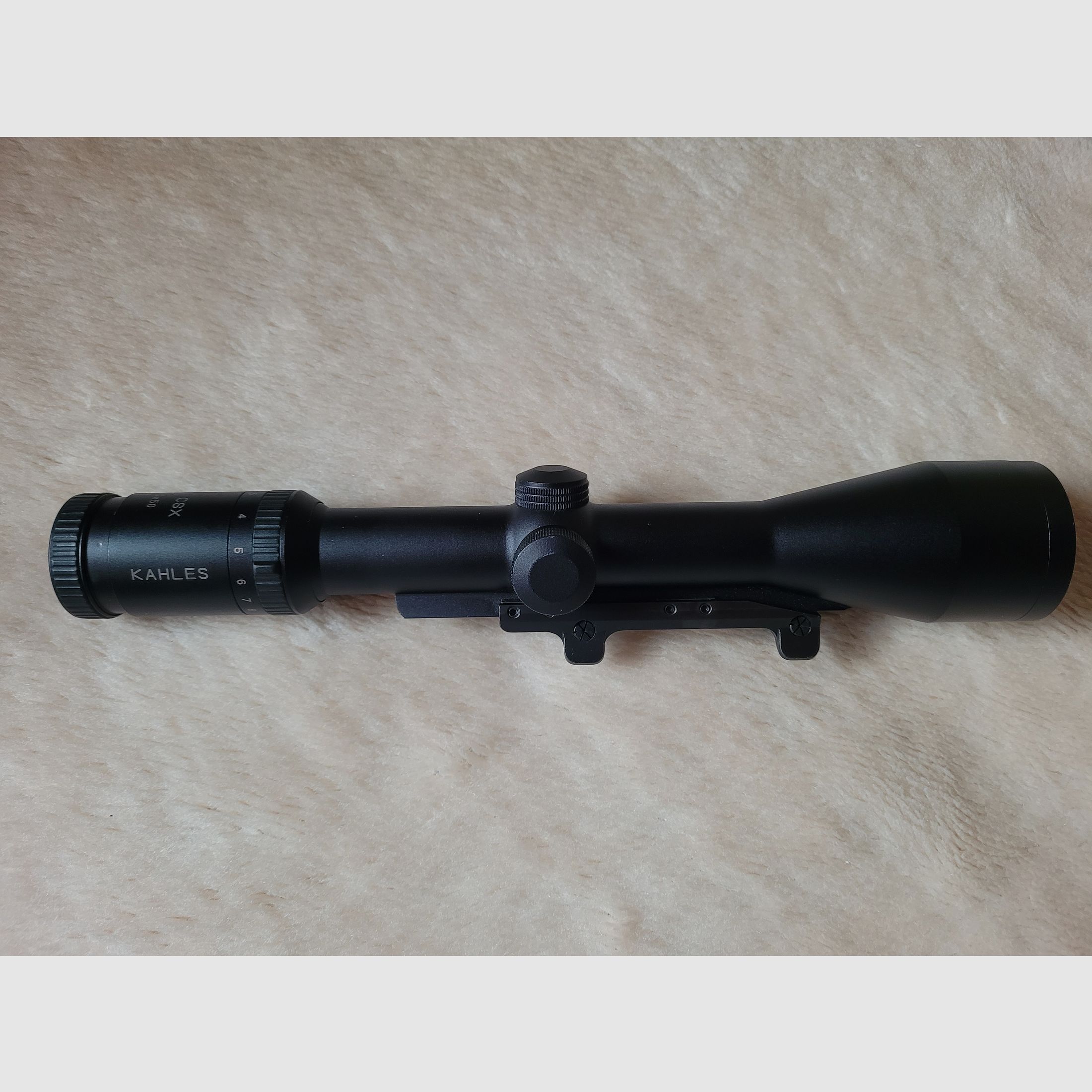 Kahles Helia CSX 2,5-10x50, Absehen 4 mit Leuchtpunkt und Blaser Sattelmontoge