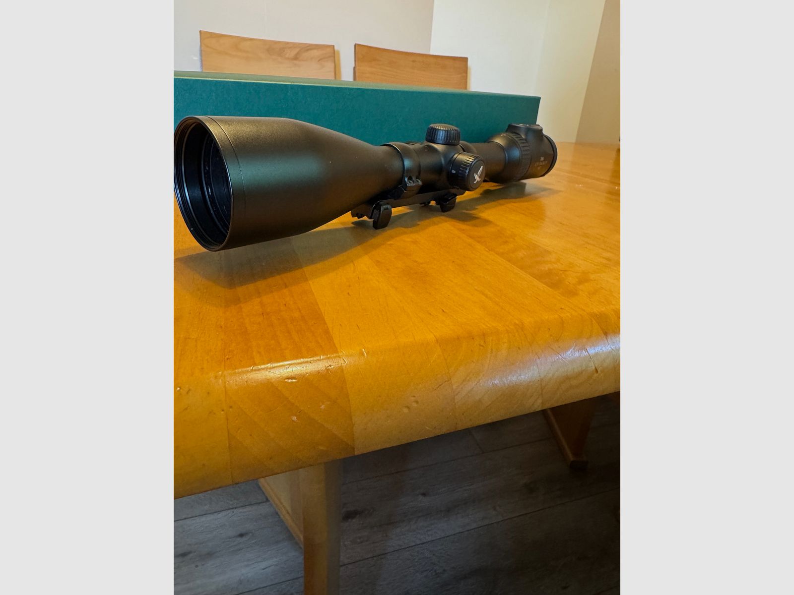 Swarovski Z6i 2,5-15x56 P HD, incl. Blaser zadelmontage