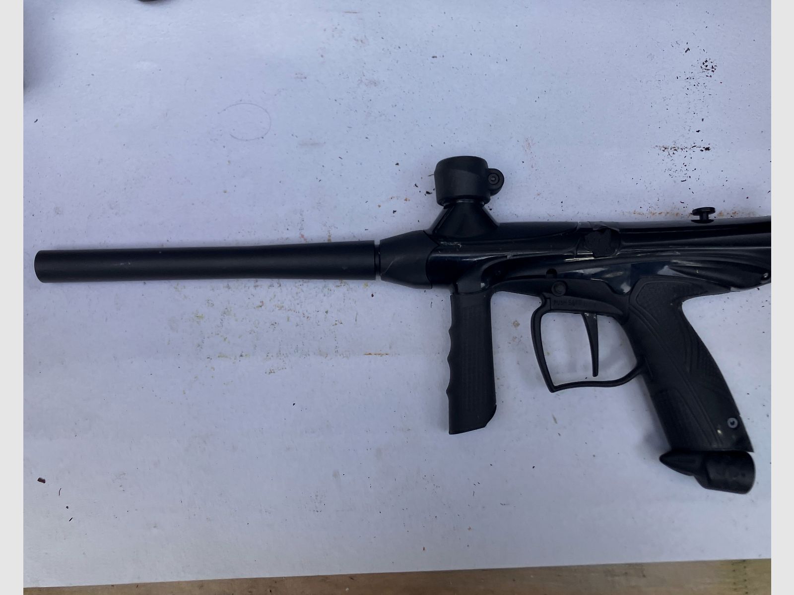 Tippmann 98 Custom including spare marker and accessories