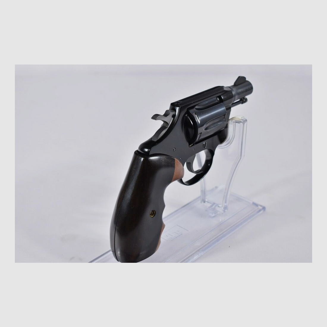 Colt	 Cobra