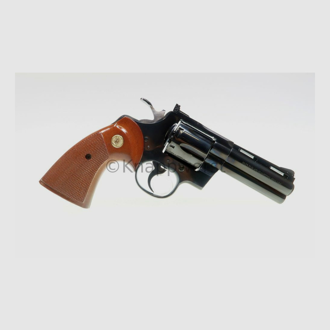 Colt	 Colt Python 357