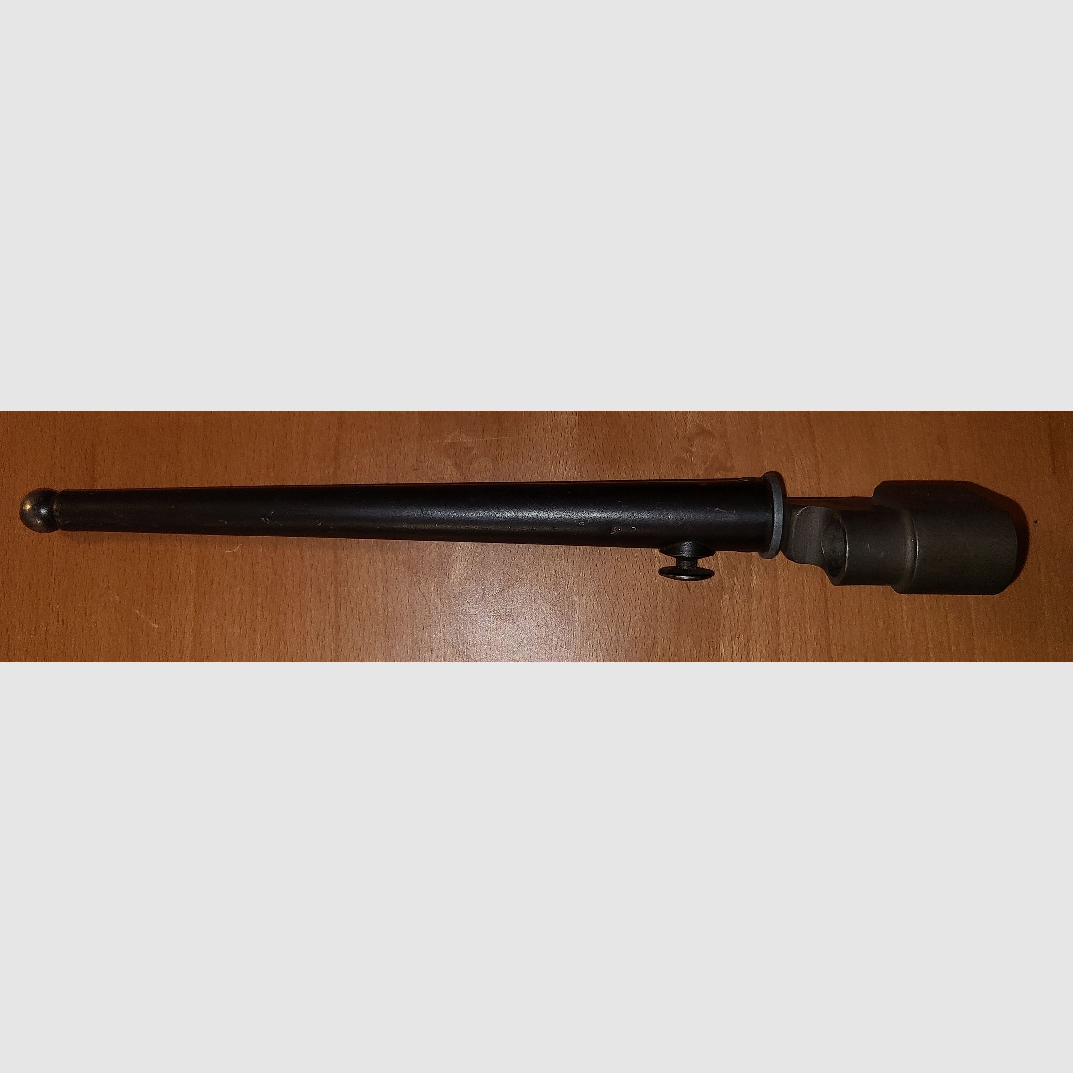 BAJONETT MIT SCHEIDE / FÜR NR. 4 / MK2 / 7,68mm / MESSER / NEUWERTIG