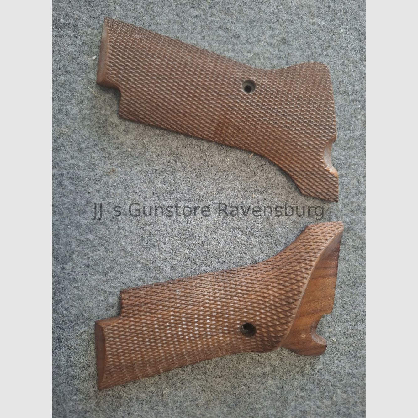 High Standard Griffschalen mit Daumenauflage rechts High Standard