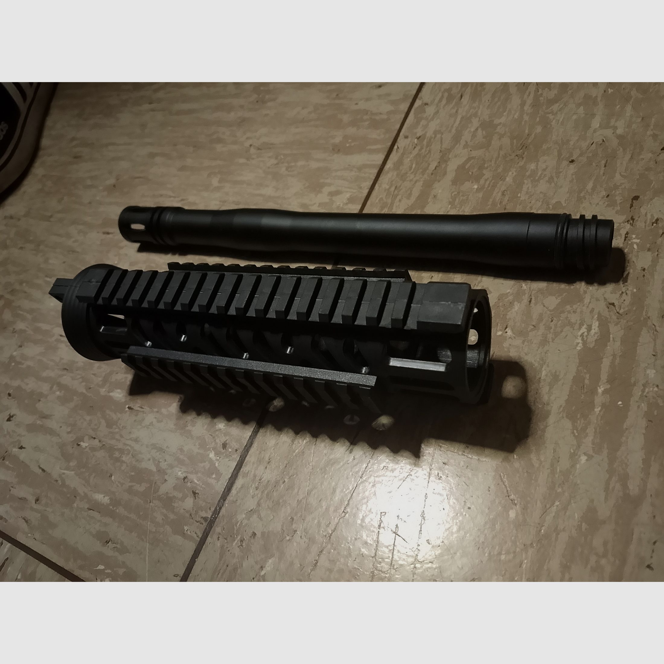 Original tippmann tmc Elite 12 inch barrel cal .68 and handguard with 3 Picatinny rails 21mm rails in set like new accessories paintball marker