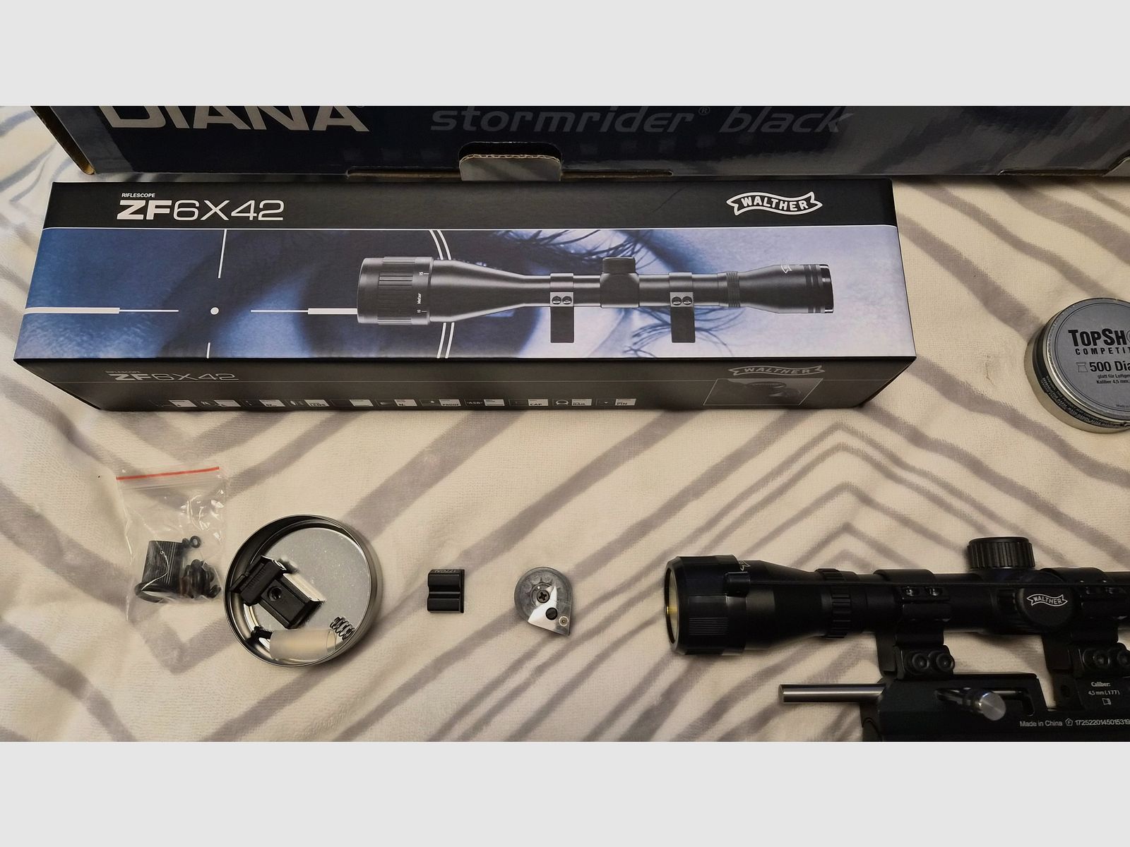 DIANA Stormrider Kaliber 4.5 mit Zielfernrohr und Pressluftpumpe