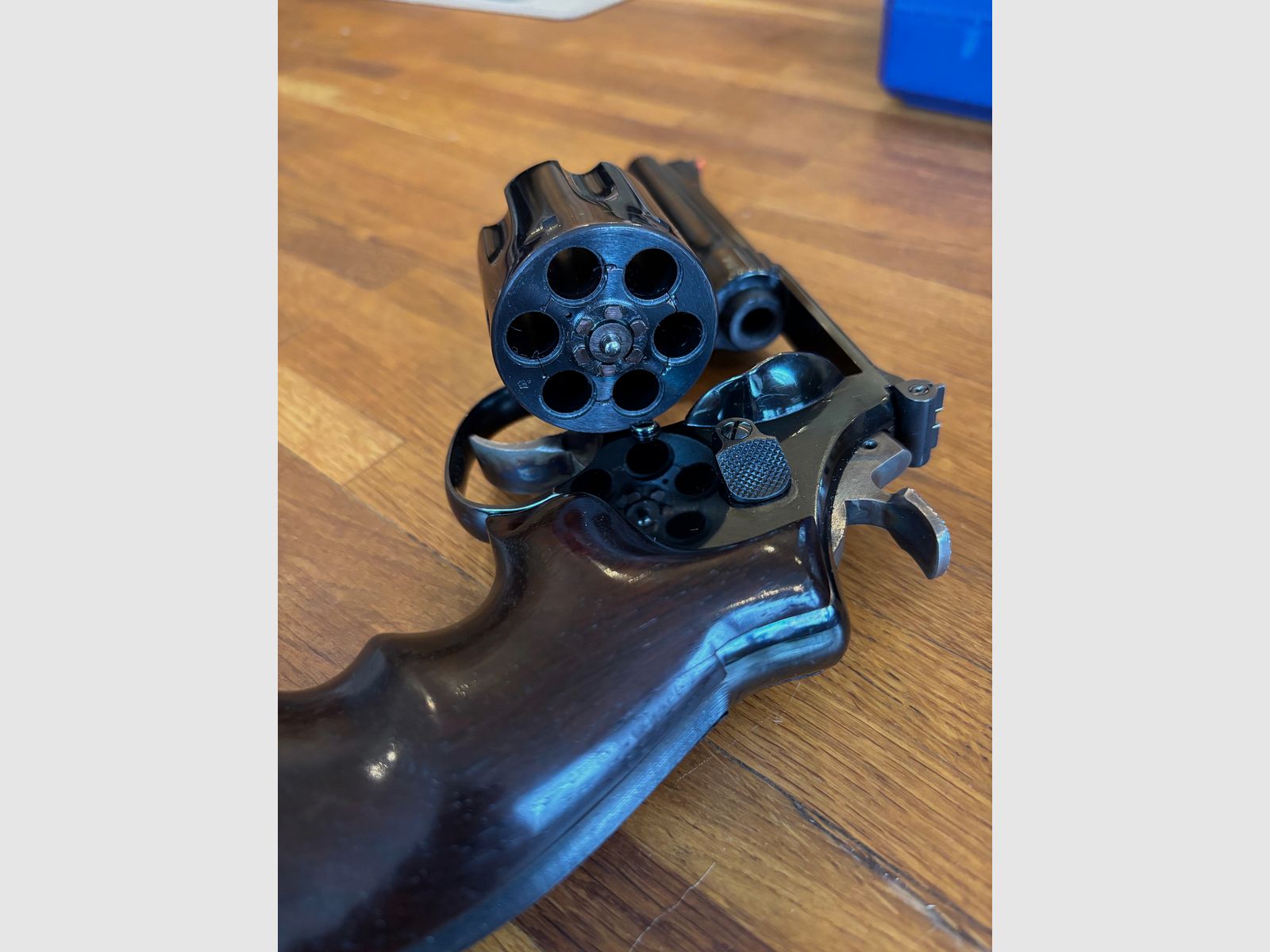 Smith & Wessen Revolver M 27/2