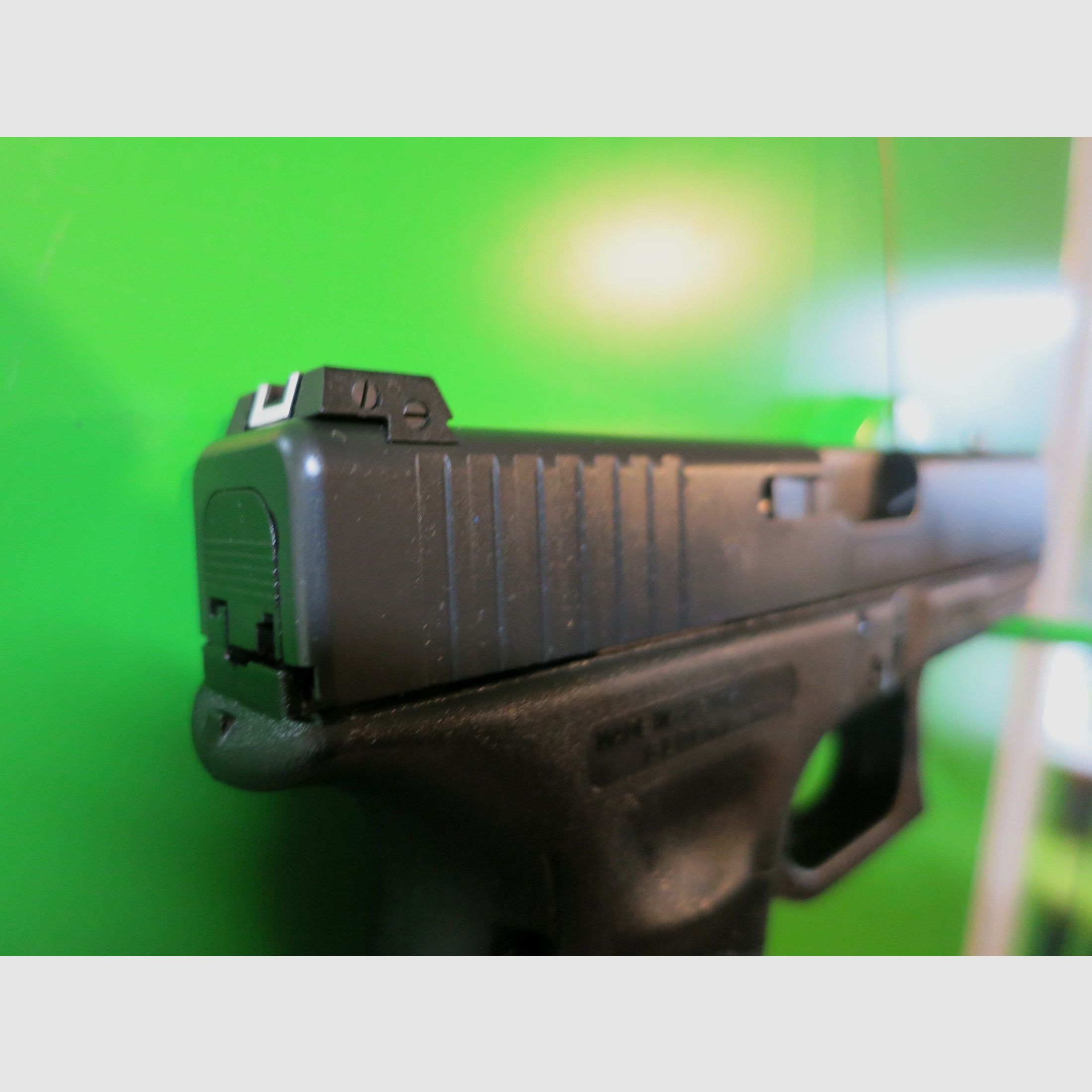 Pistole GLOCK 19, Gen. 4, 4" Lauf, 9 mm Luger       #13-